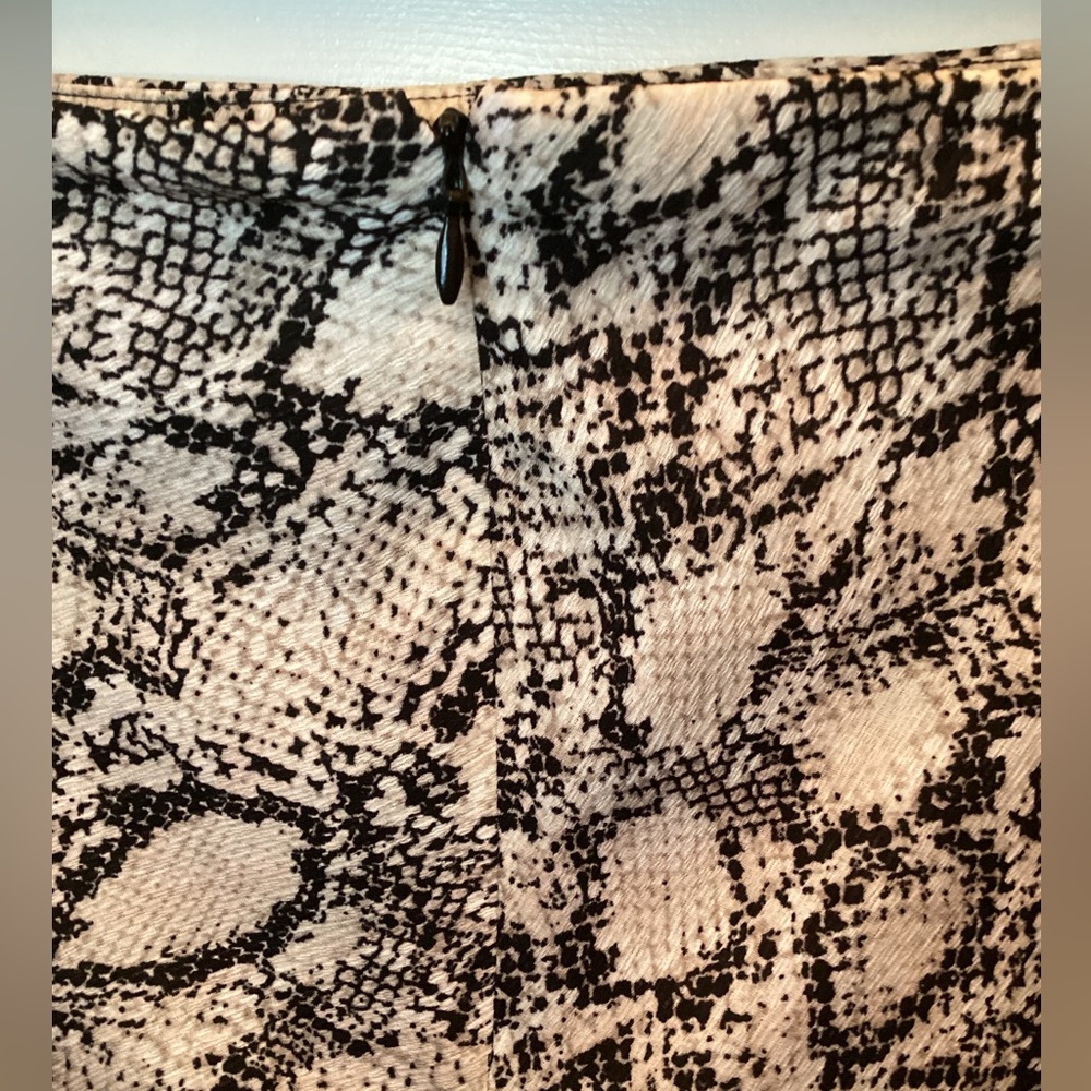 Nine West Python Stone/Multi Skirt (XL) - Picture 3 of 9